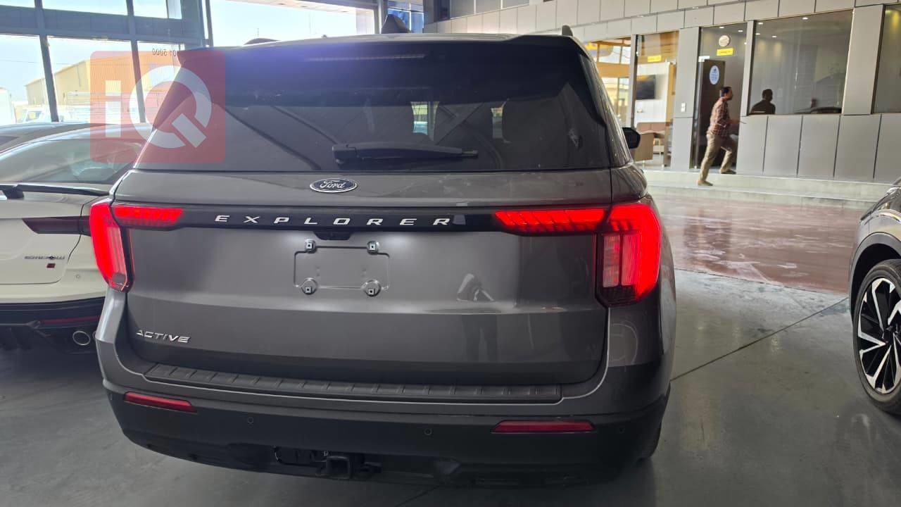 Ford Explorer
